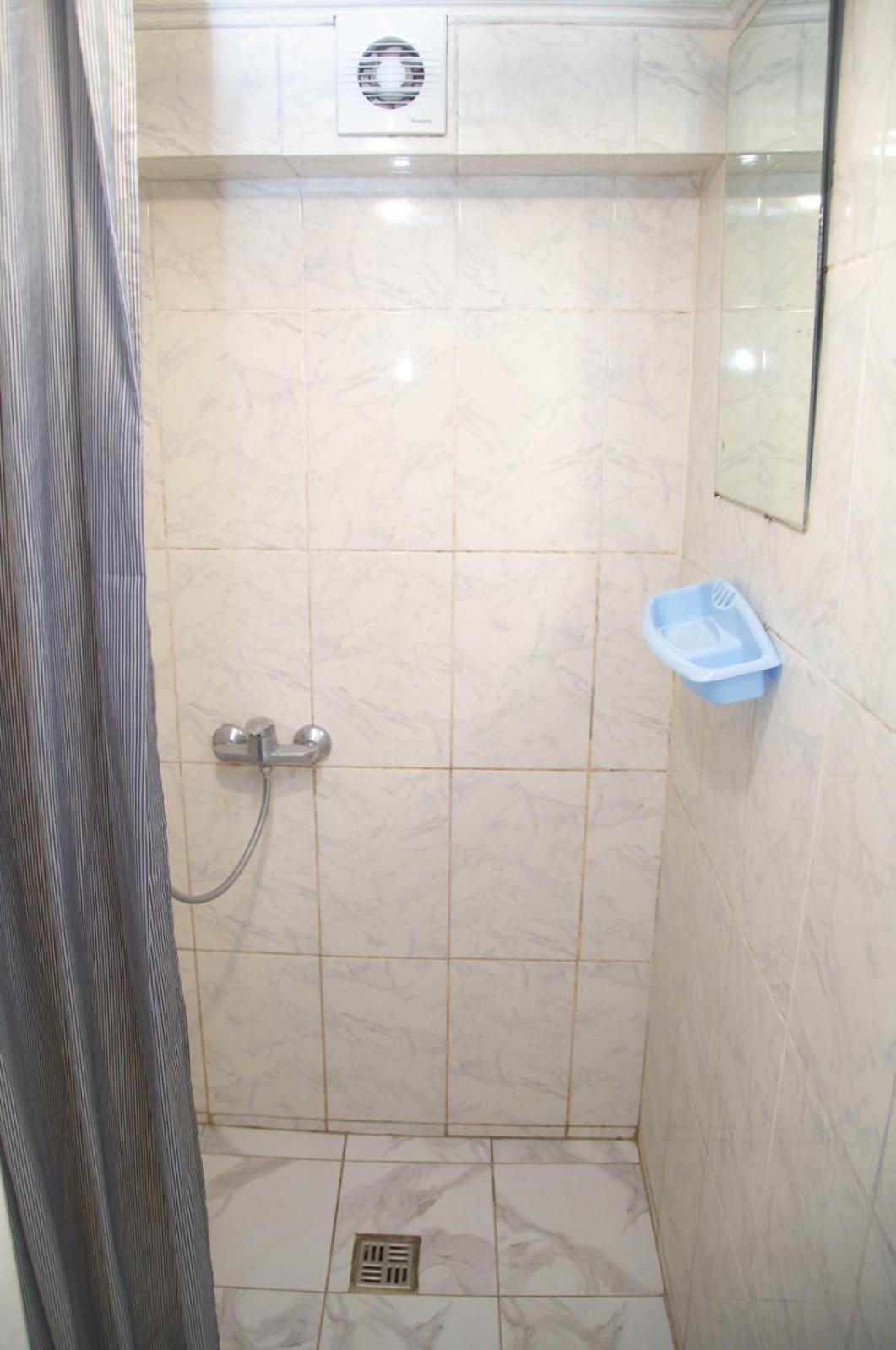 Sun City Hostel 4 Киев Екстериор снимка