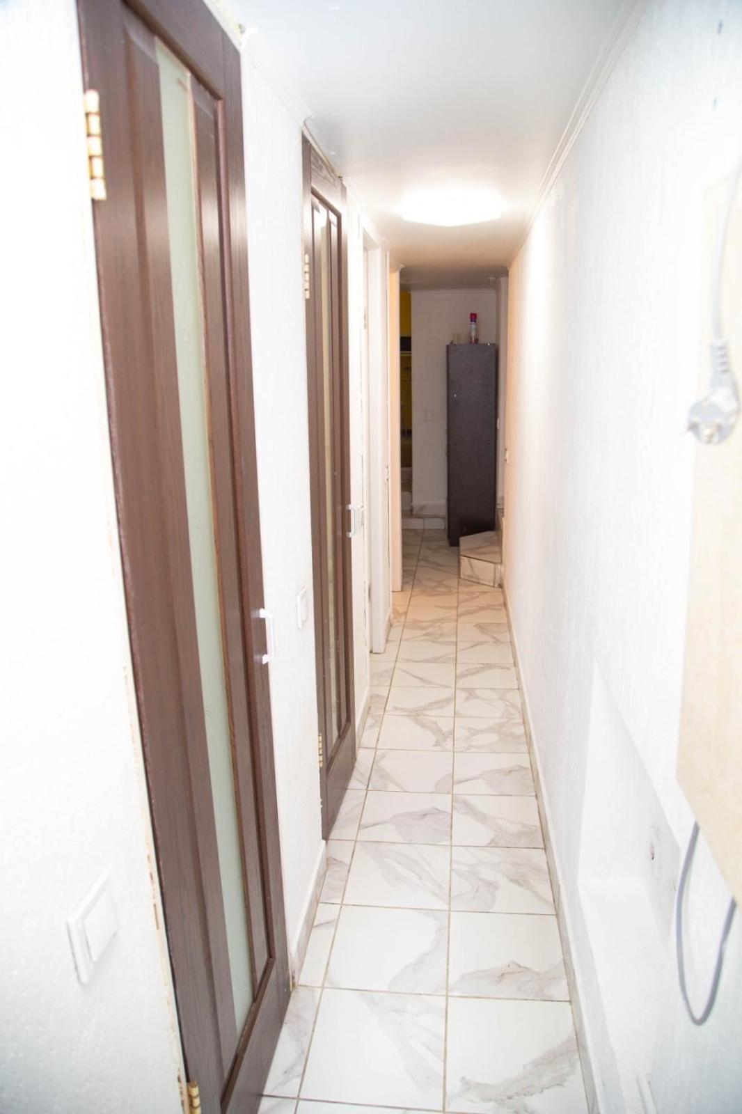 Sun City Hostel 4 Киев Екстериор снимка